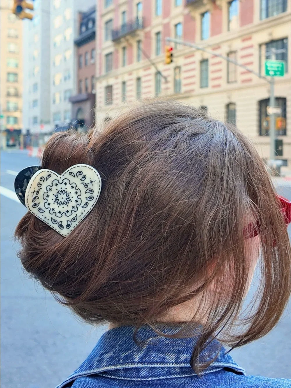 FREE PEOPLE X SOLAR ECLIPSE | Hand Painted Heart Shaped Hair Clip